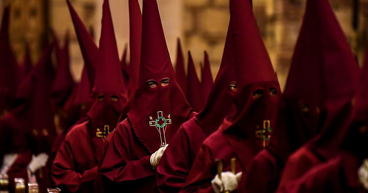 La curiosa procesión infantil de los niños Nazarenos en Zipaquirá por Semana Santa