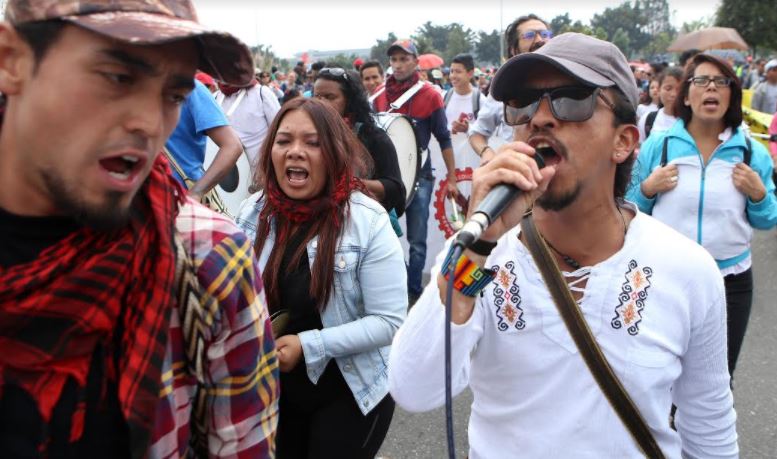 Maestros de Bogotá denuncian que no han recibido salario por cambios bancarios