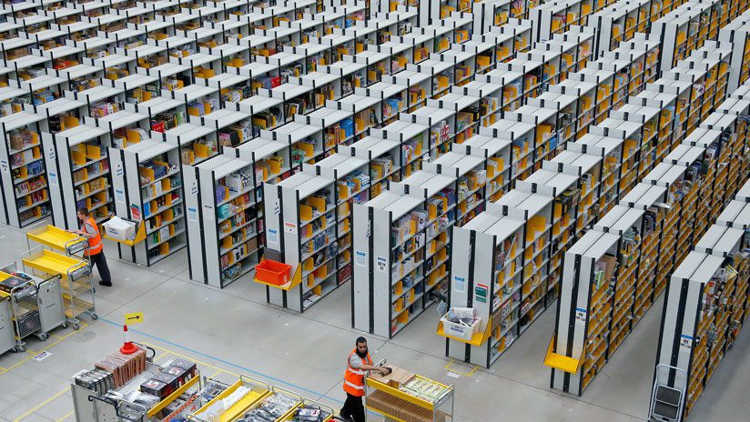 Trabajadores de Amazon orinan en botellas por miedo a ser despedidos