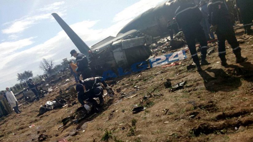 PRIMERAS IMÁGENES: Se estrella un avión militar con 200 personas en Argelia