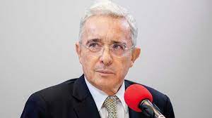 Expresidente Uribe sostendrá un diálogo con el padre Francisco de Roux