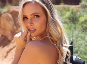Saquearon las cuentas de la modelo Elizabeth Loaiza
