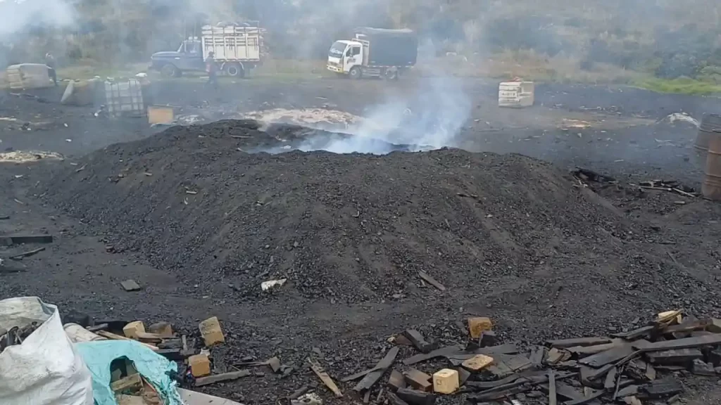 Soacha: CAR refuerza control de quemas para carbón vegetal
