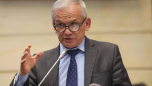 Ordenan prisión contra Carlos Ramón González por escándalo de corrupción en la UNGRD