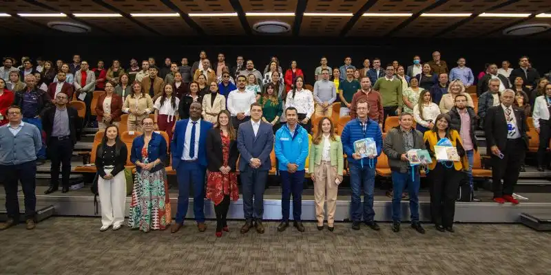 Cundinamarca impulsa la lectura en 50 colegios