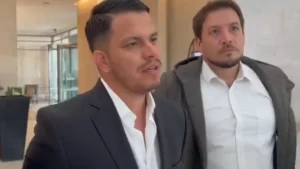 ¡Si la fiscalía no quiere, toca en EE.UU.! Sneyder Pinilla interesado en delatar ante los gringos los entramados de la UNGRD