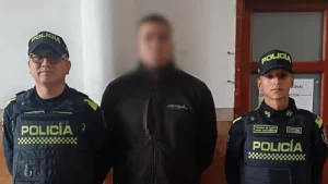 Capturan a falso asesor bancario acusado de hacer el ‘cambiazo’ de tarjetas en Bogotá