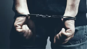 ¡Cayó con los millones en el bolsillo! Envían a la cárcel a señalado de millonario fraude en Bogotá
