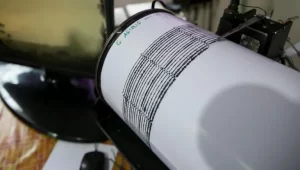¿Le empujaron la cama? Fuerte temblor en Colombia estremeció una gran parte del país