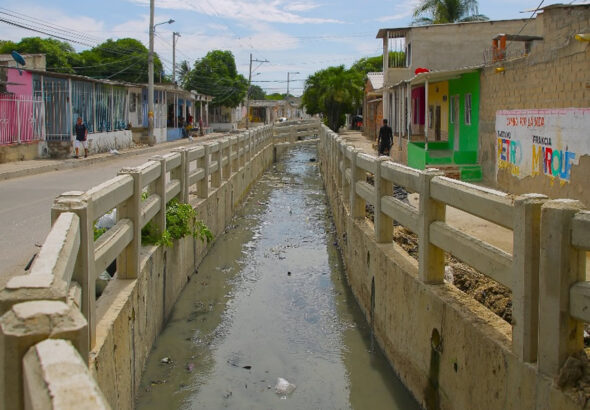 Milagro en Soledad: Rescatan con vida a menor de edad arrastrado por el arroyo El Salao Milagro en Soledad: Rescatan con vida a menor de edad arrastrado por el arroyo El Salao