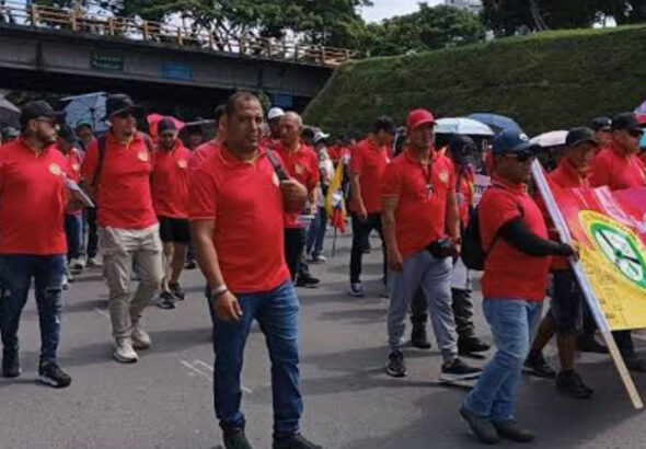 Tensiones en las calles y en el Congreso: Colombia se moviliza ante el debate de las reformas clave Tensiones en las calles y en el Congreso: Colombia se moviliza ante el debate de las reformas clave